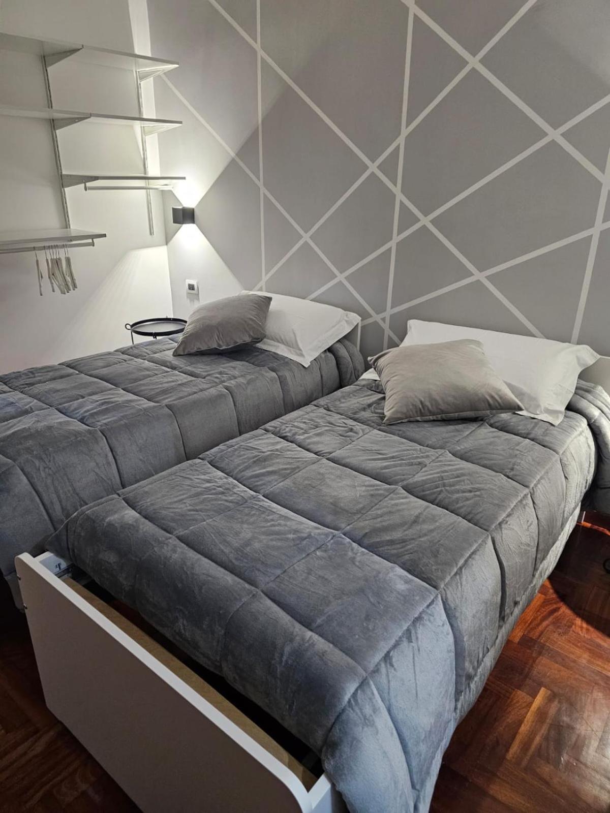 B&B Terronia Napoli Bagian luar foto