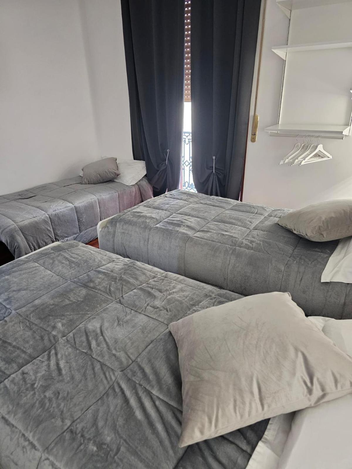 B&B Terronia Napoli Bagian luar foto