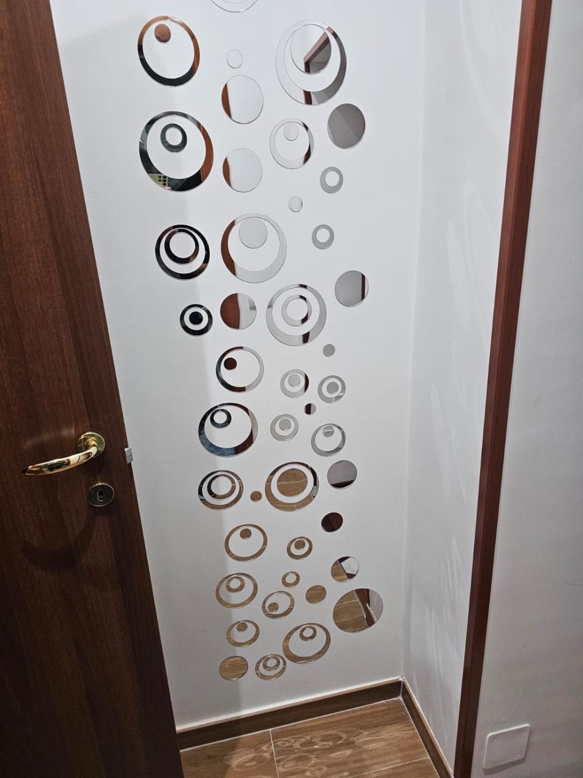 B&B Terronia Napoli Bagian luar foto