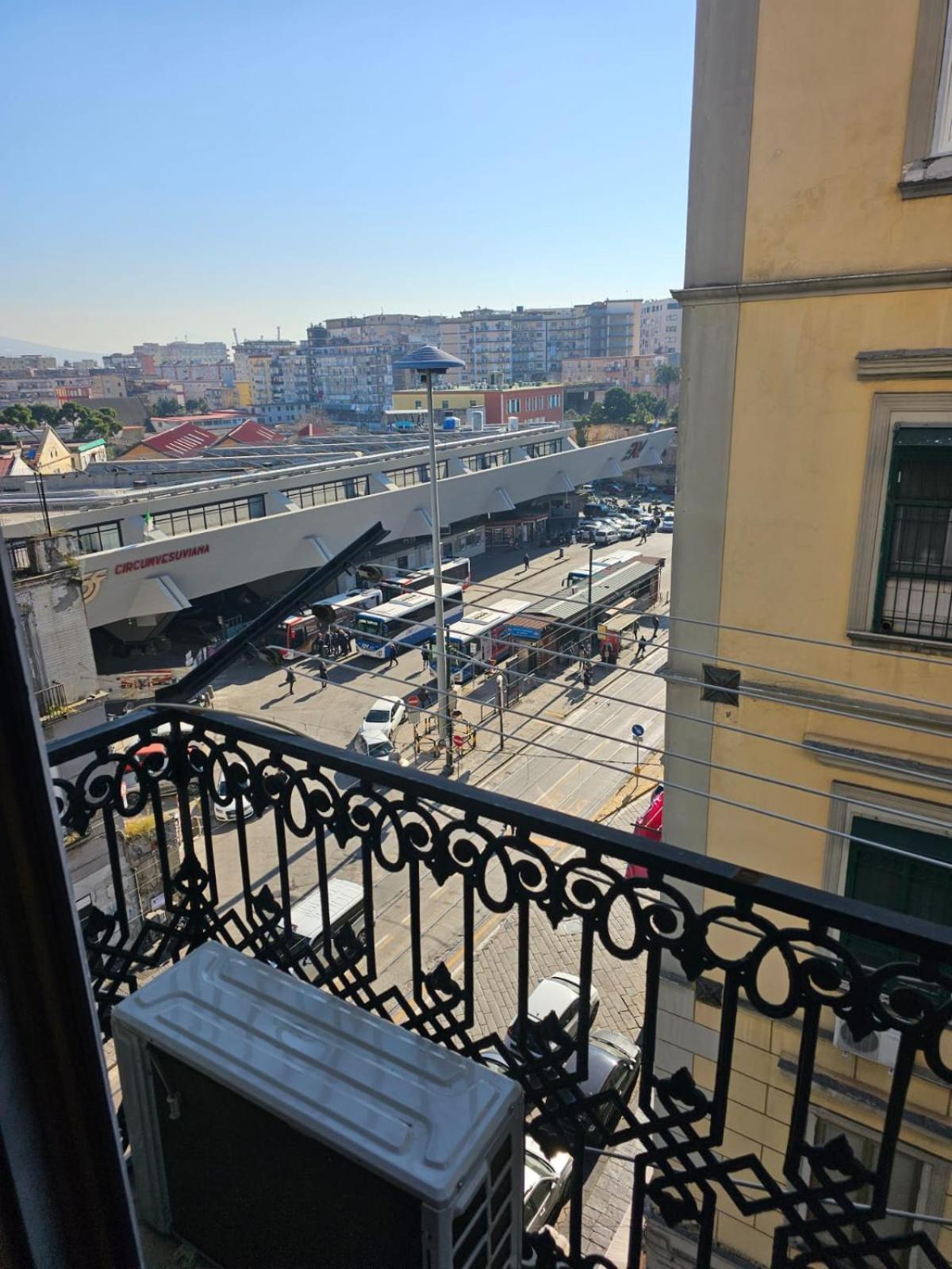 B&B Terronia Napoli Bagian luar foto