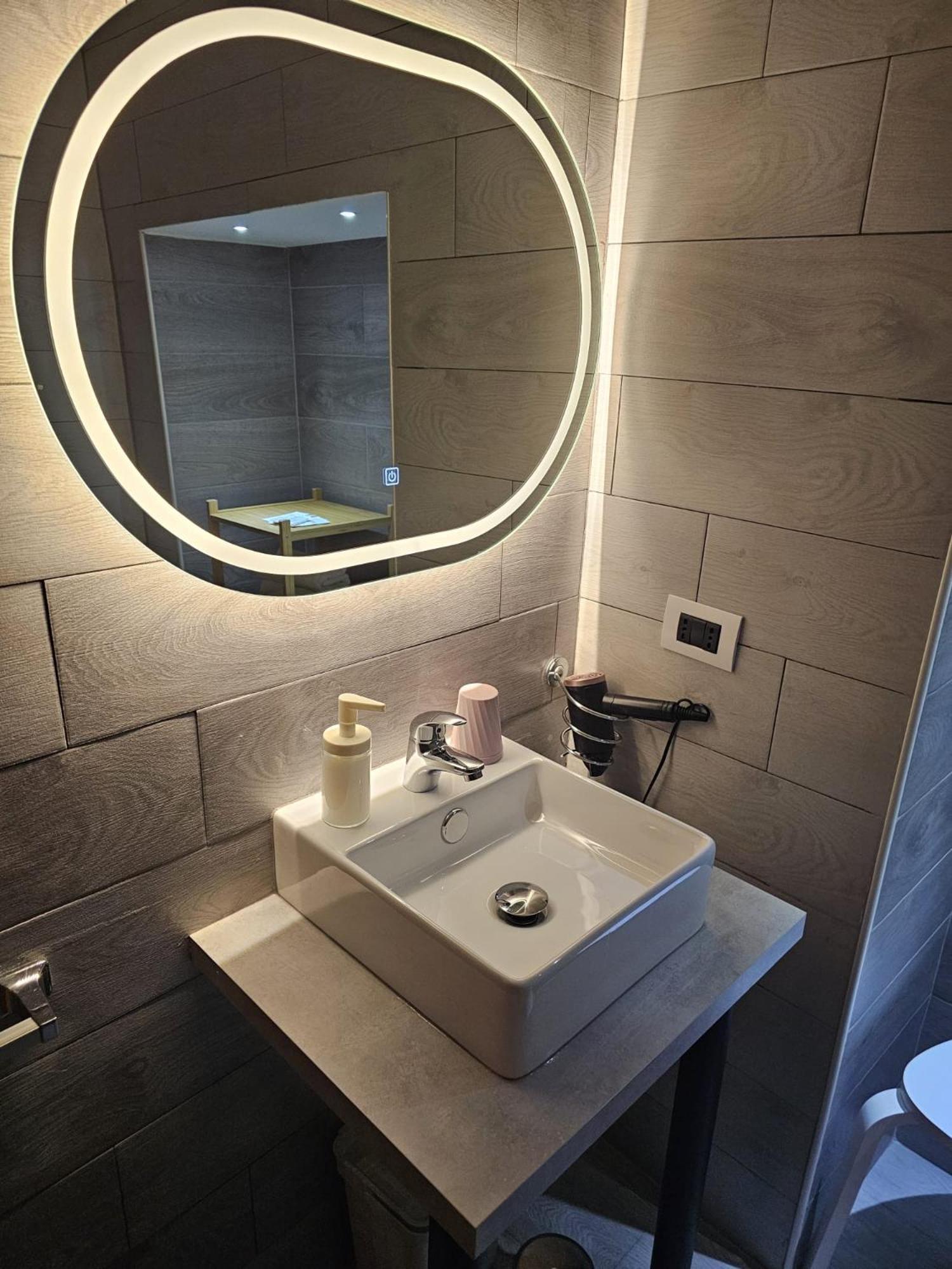 B&B Terronia Napoli Bagian luar foto