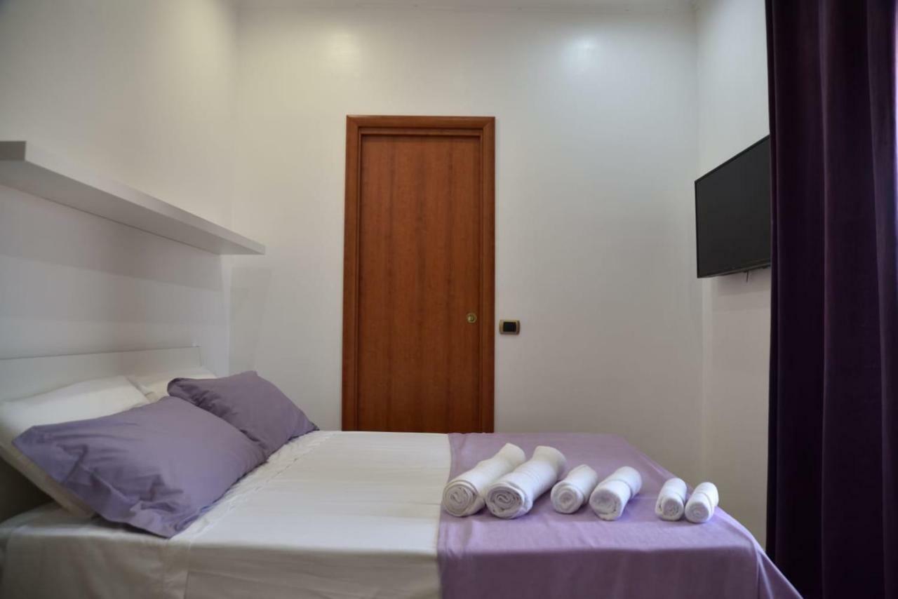 B&B Terronia Napoli Bagian luar foto